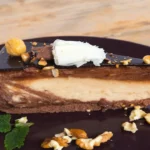 Como fazer um brownie de cheesecake delicioso