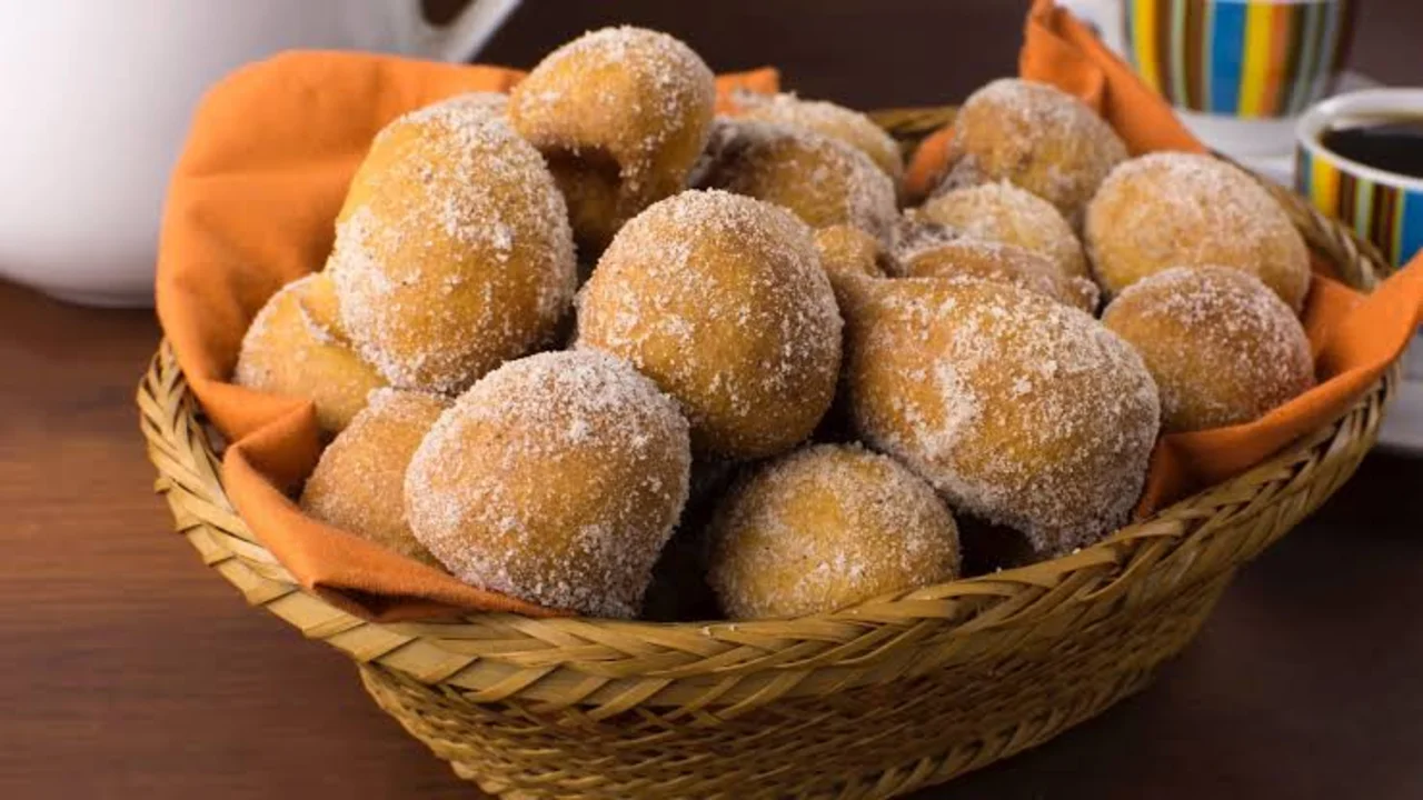 Como preparar um bolinho de chuva com 2 ingredientes