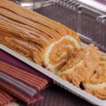 Como fazer um rocambole de churros