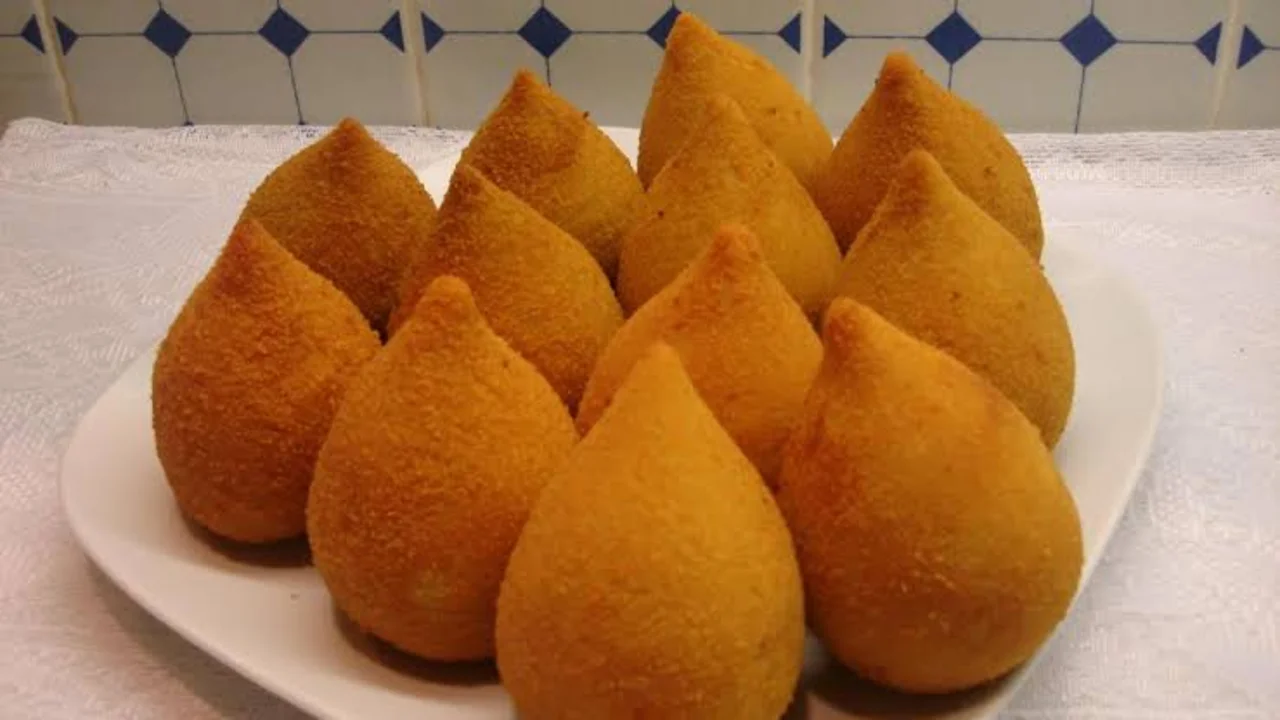 Como fazer uma massa de coxinha super fácil