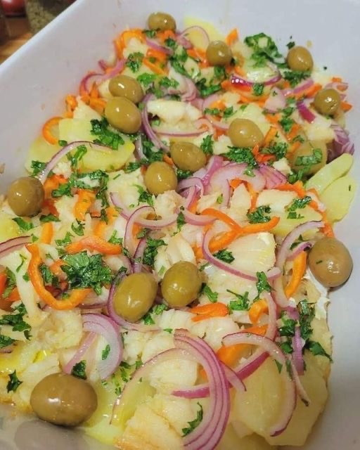 Como fazer um bacalhau ao forno com batatas