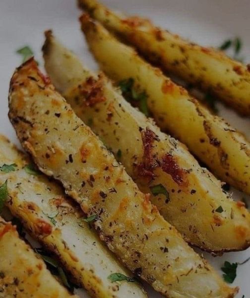 Como fazer uma Batata Assada com Alho, Ervas e Parmesão