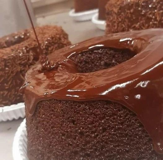 Como fazer um bolo de chocolate com café delicioso